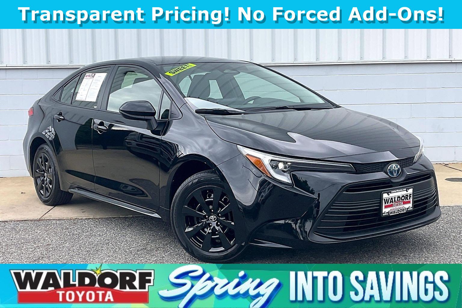 Used 2024 Toyota Corolla LE FWD image 1