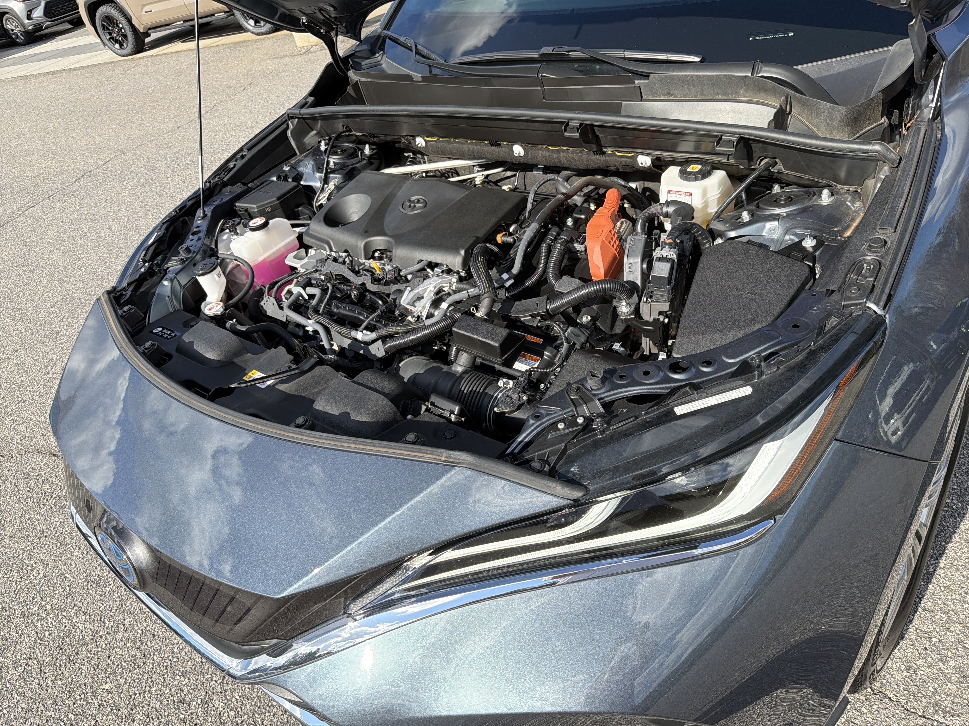 Certified 2021 Toyota Venza XLE w/ Softex Package image 24