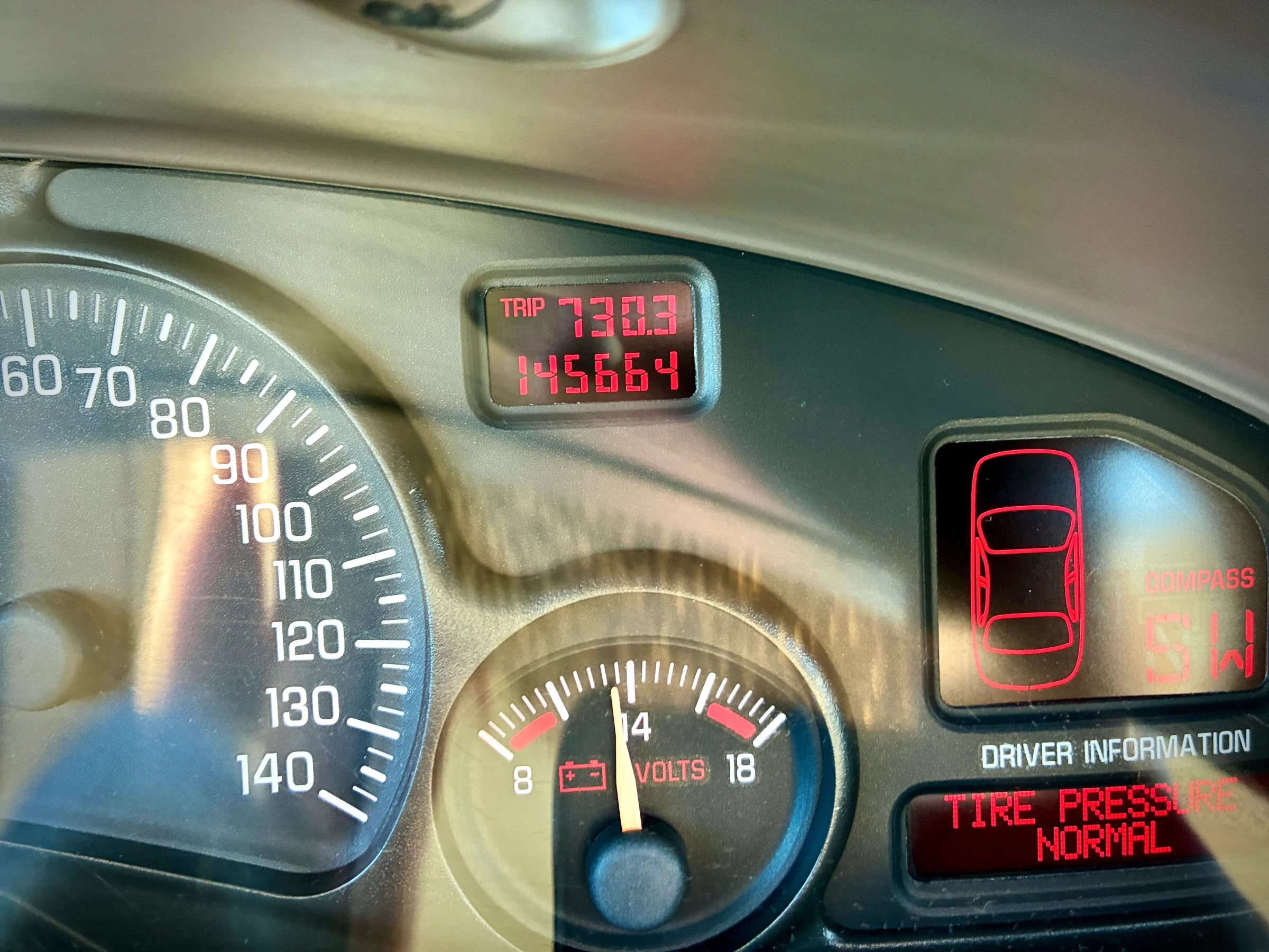 Used 2003 Pontiac Bonneville SLE FWD image 53