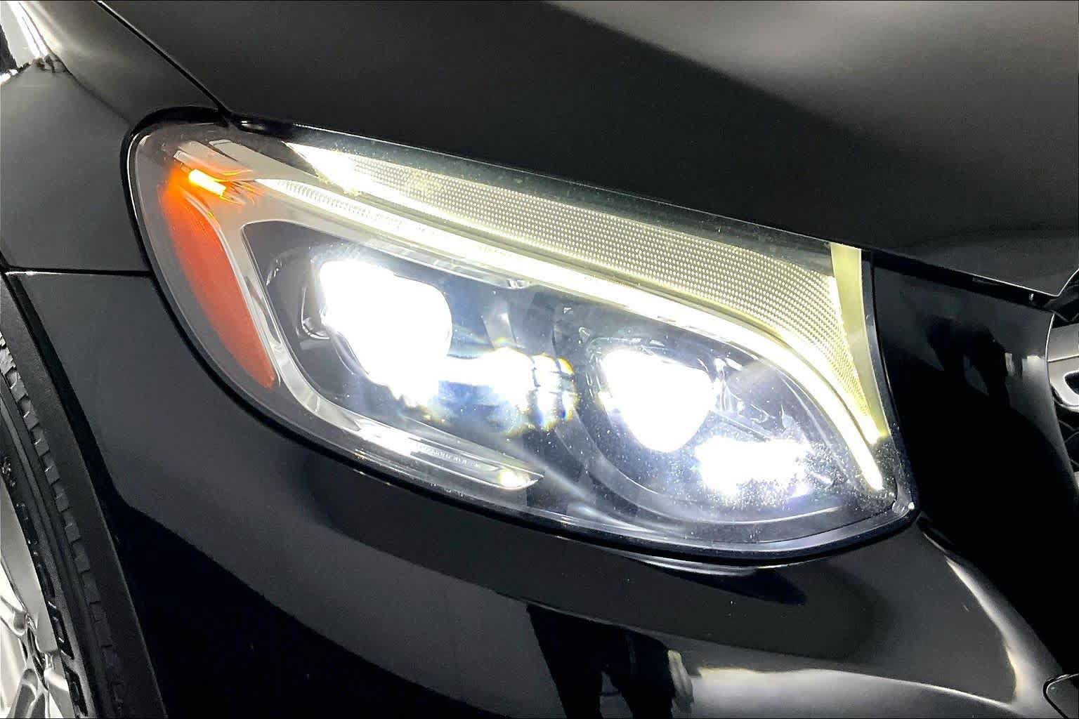 Certified 2018 Mercedes-Benz GLC 300 4MATIC image 24