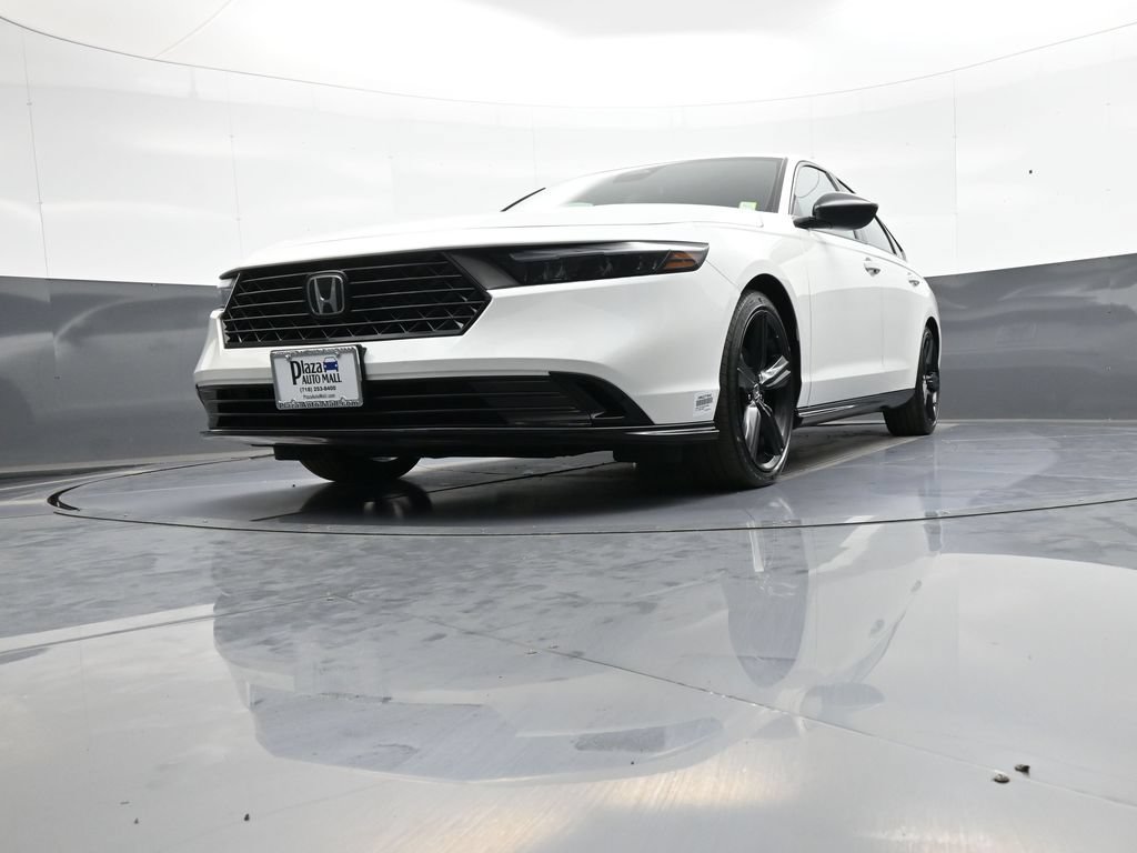 Used 2024 Honda Accord Sport image 25