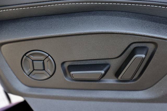 New 2025 Audi Q8 Premium Plus image 25