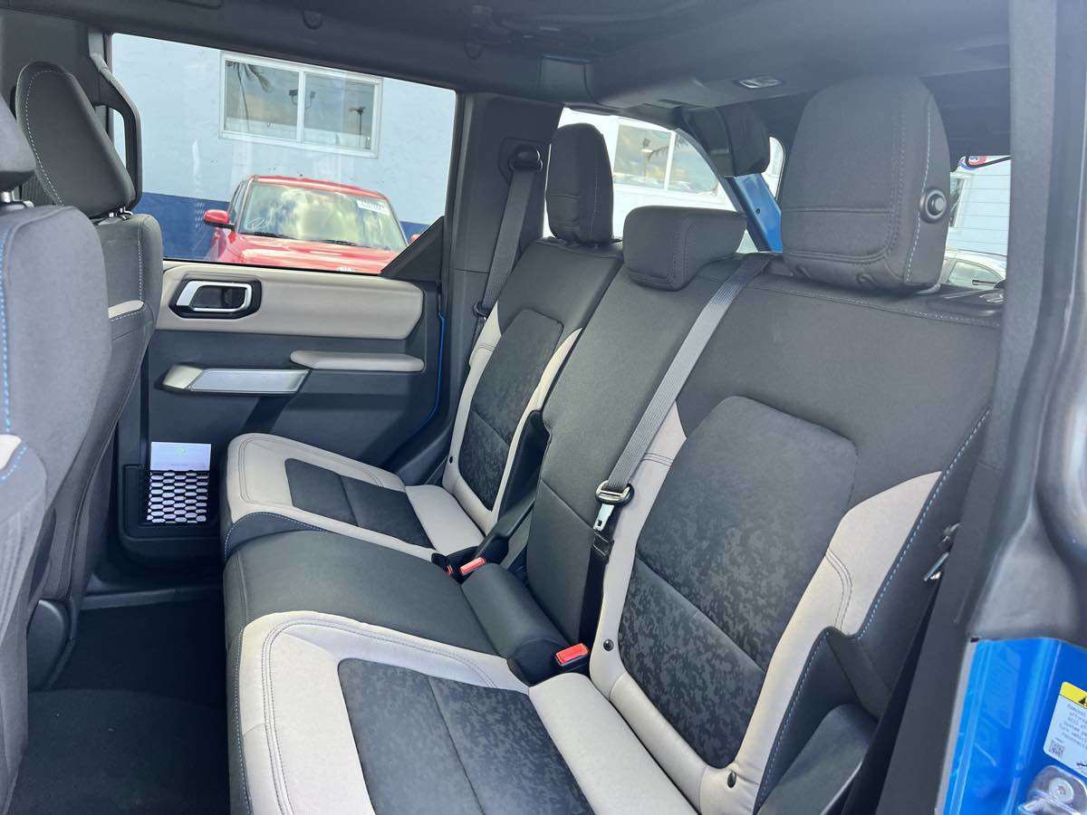 Used 2023 Ford Bronco Wildtrak image 12