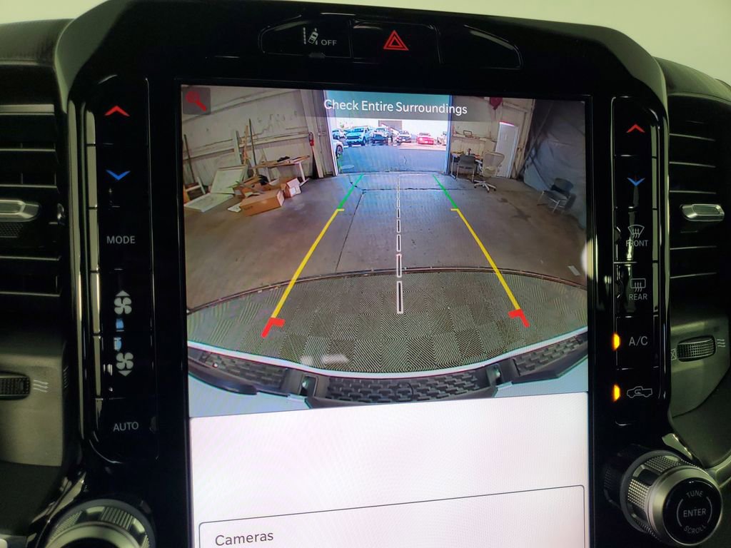 New 2026 RAM 1500 4x4 Crew Cab image 22