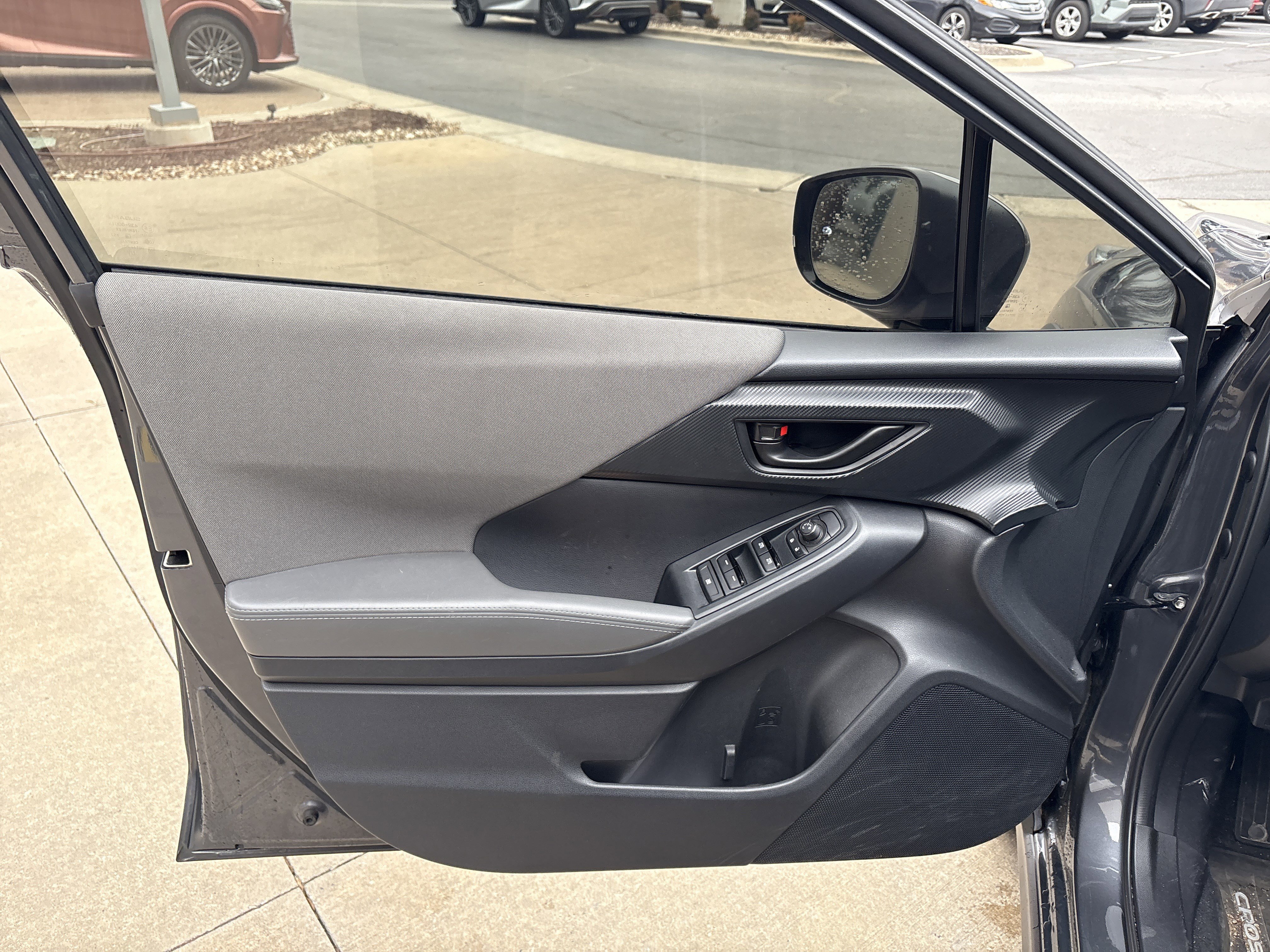 Used 2024 Subaru Crosstrek 2.0i Premium image 14