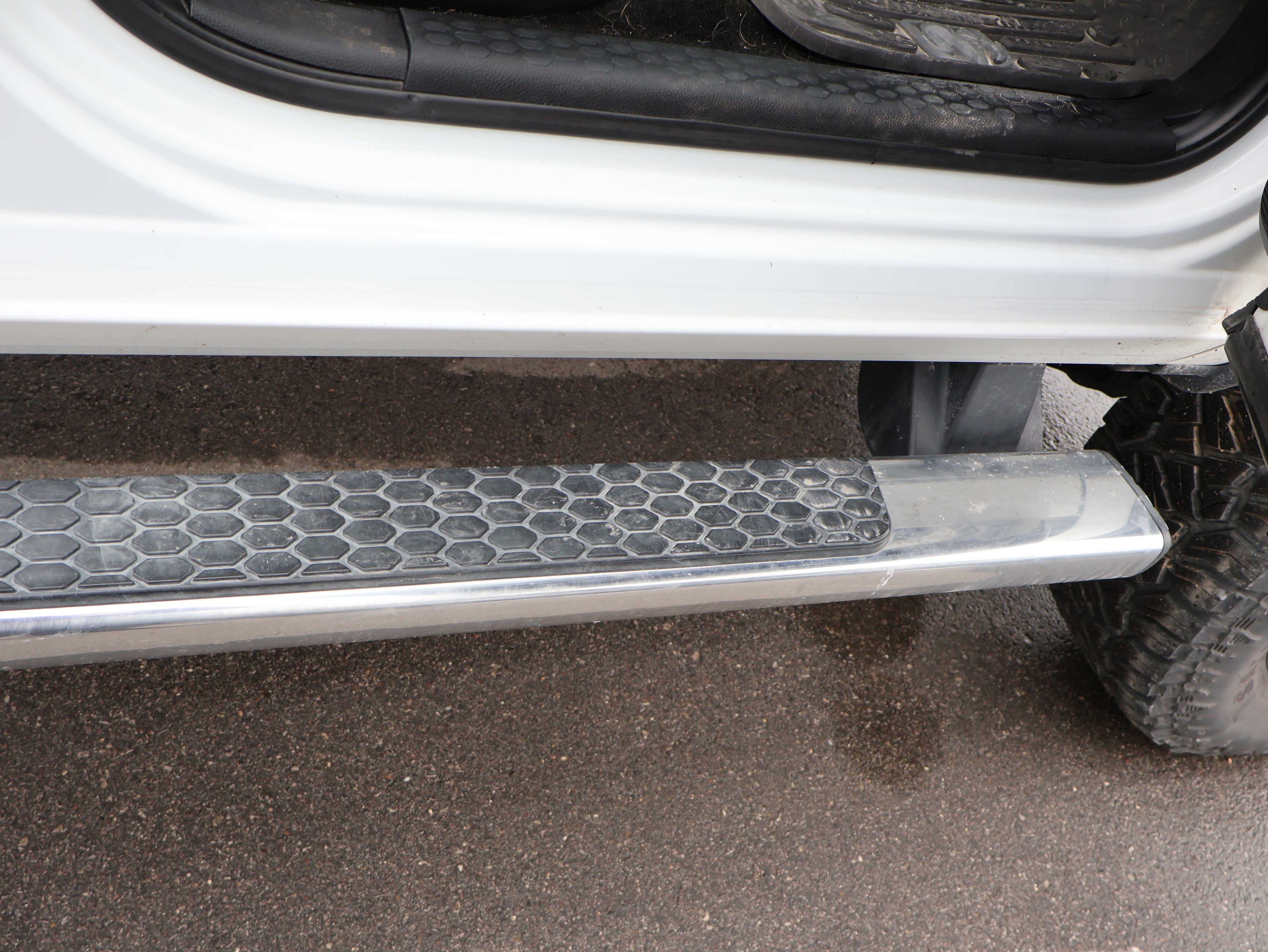 Used 2016 RAM 2500 SLT image 10