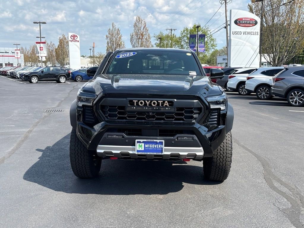 Certified 2025 Toyota Tacoma 4x4 Double Cab Hybrid image 7