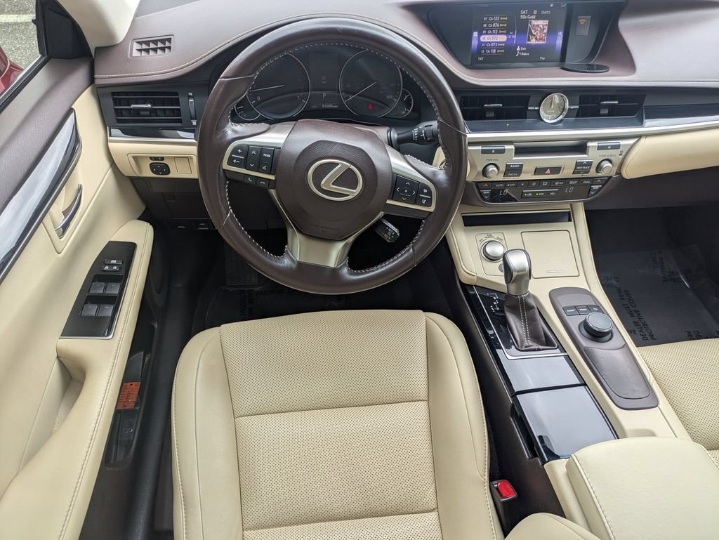 Used 2016 Lexus ES 350 w/ Accessory Package 2 FWD image 15