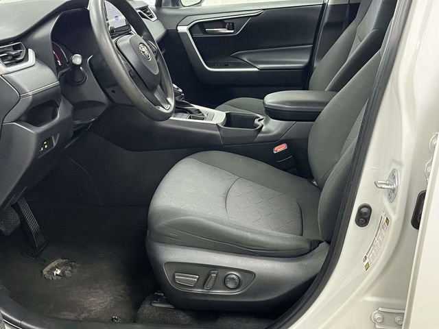 Used 2023 Toyota RAV4 XLE AWD/4WD image 15