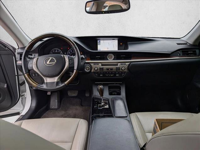 Used 2013 Lexus ES 350 image 18