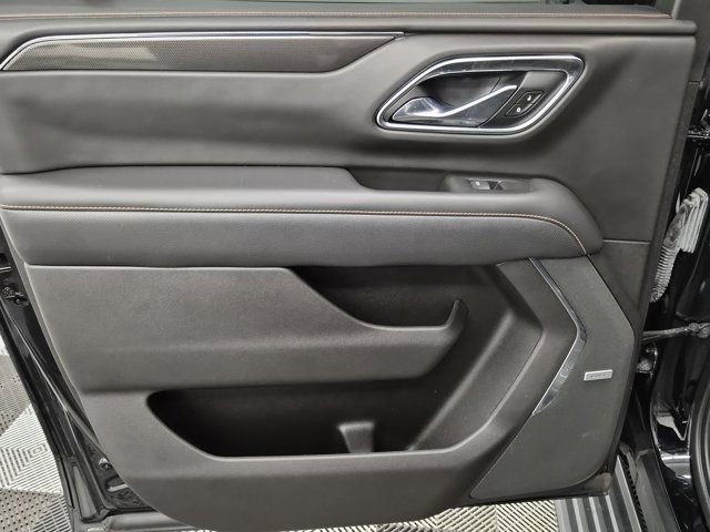 Used 2021 GMC Yukon XL AT4 w/ AT4 Premium Plus Package AWD/4WD image 18