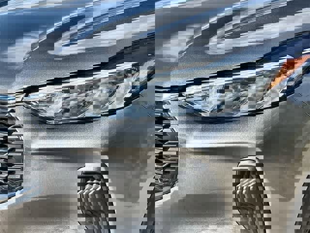 Used 2025 Ford Escape ST-Line w/ Equipment Group 301A image 24