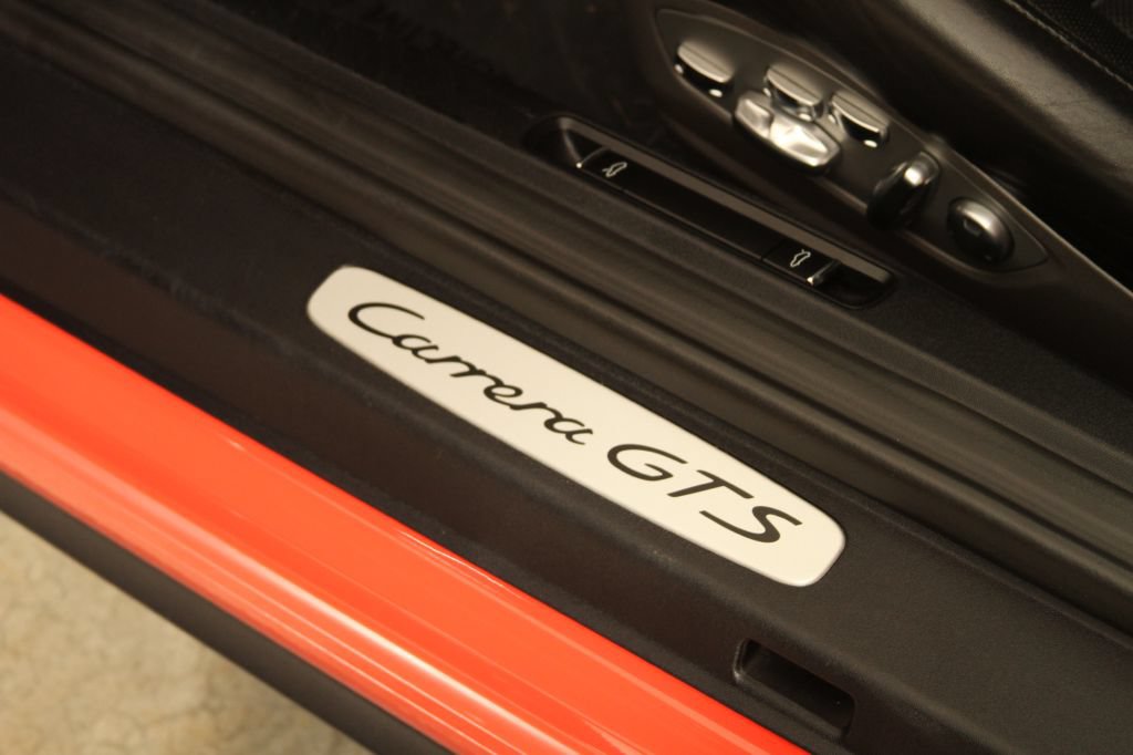 Used 2017 Porsche 911 Carrera GTS RWD image 36