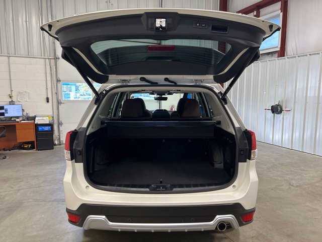 Used 2023 Subaru Forester Touring AWD/4WD image 20