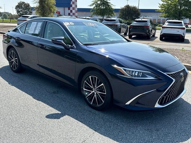 Used 2025 Lexus ES 300h w/ Premium Package FWD image 11