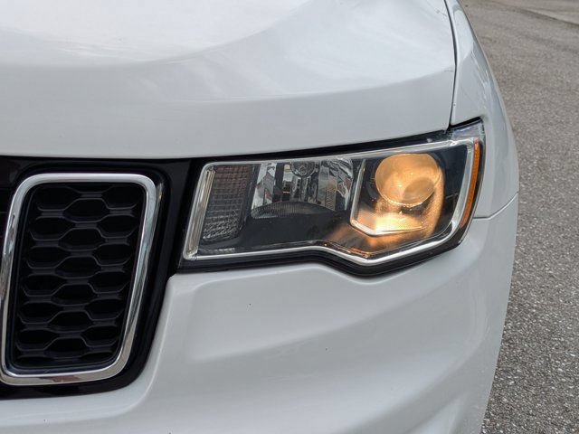 Used 2020 Jeep Grand Cherokee Laredo AWD/4WD image 10