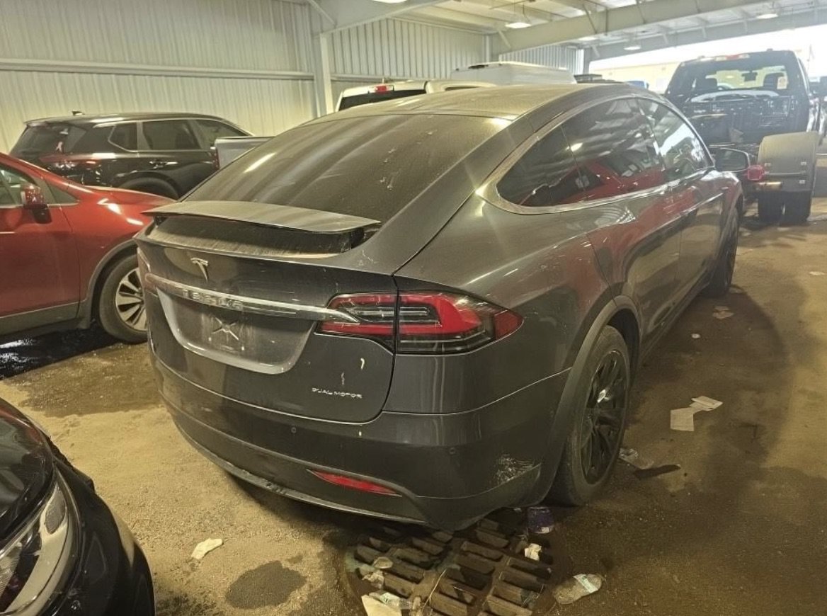Used 2020 Tesla Model X Long Range AWD/4WD image 4