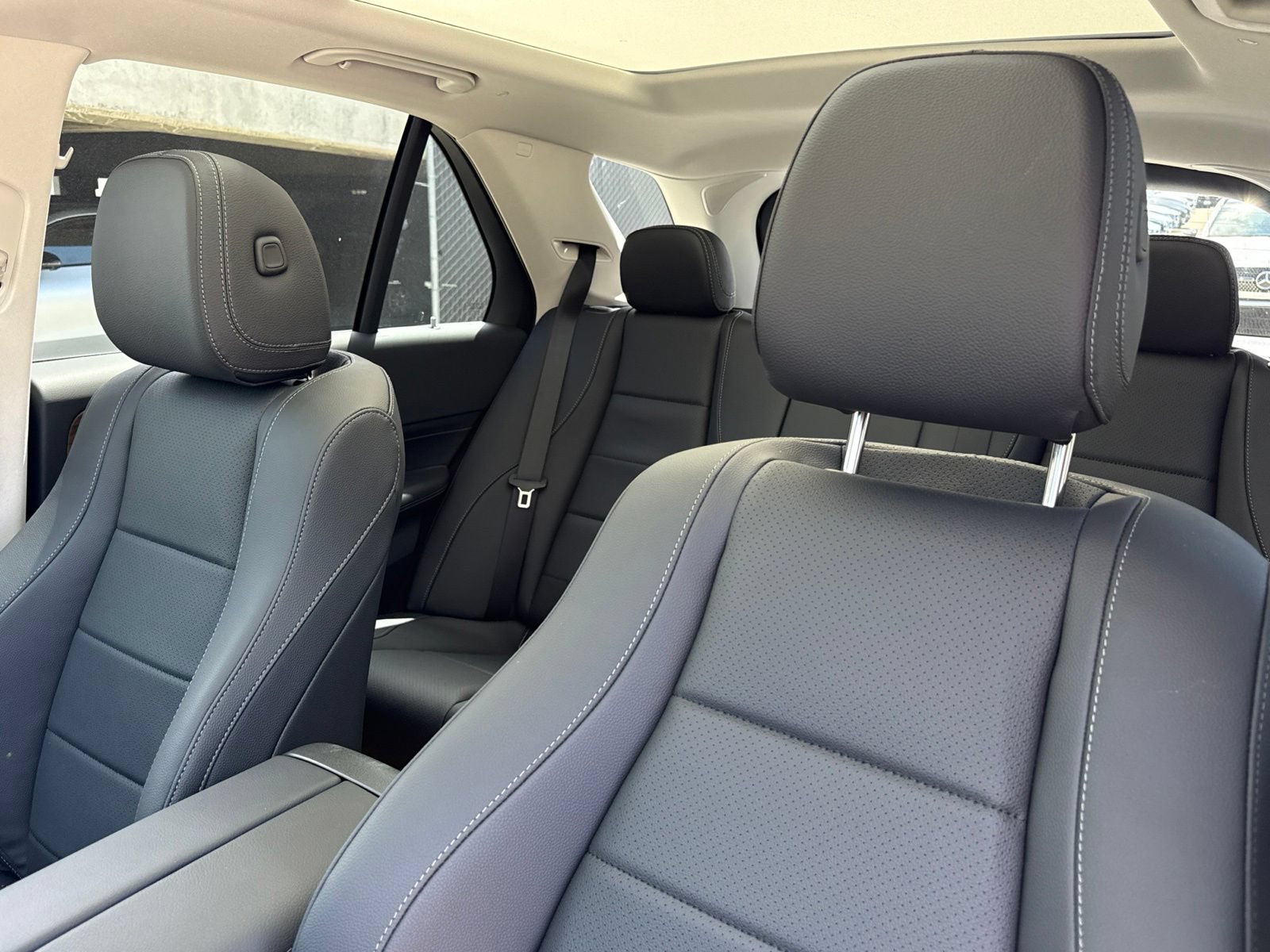New 2026 Mercedes-Benz GLE 450e 4MATIC image 20
