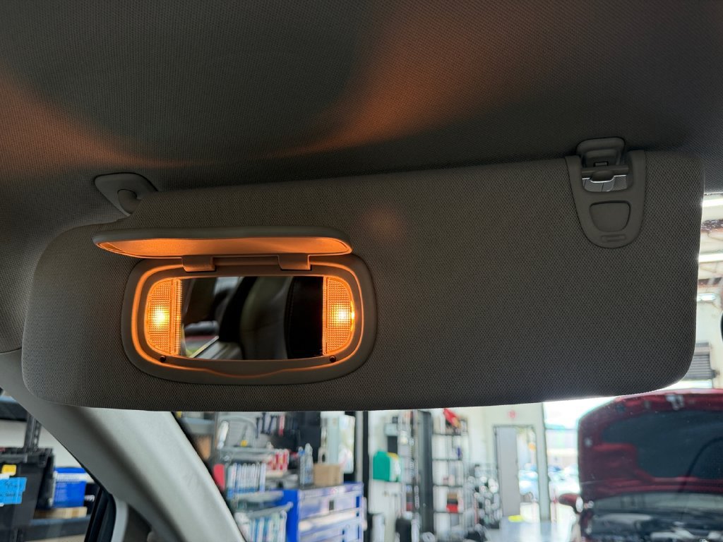 Used 2023 Chrysler Pacifica Touring-L FWD image 29