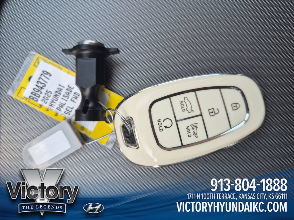 Used 2025 Hyundai Palisade SEL FWD image 28