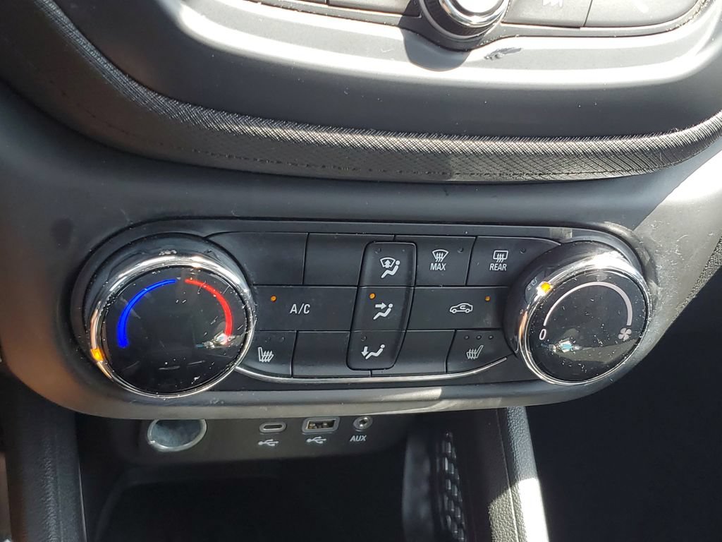 Used 2023 Chevrolet TrailBlazer LT FWD image 29