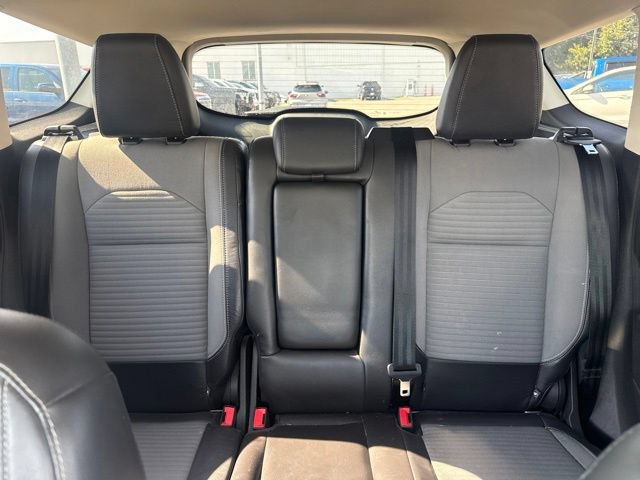 Used 2017 Ford Escape SE w/ Equipment Group 201A AWD/4WD image 23