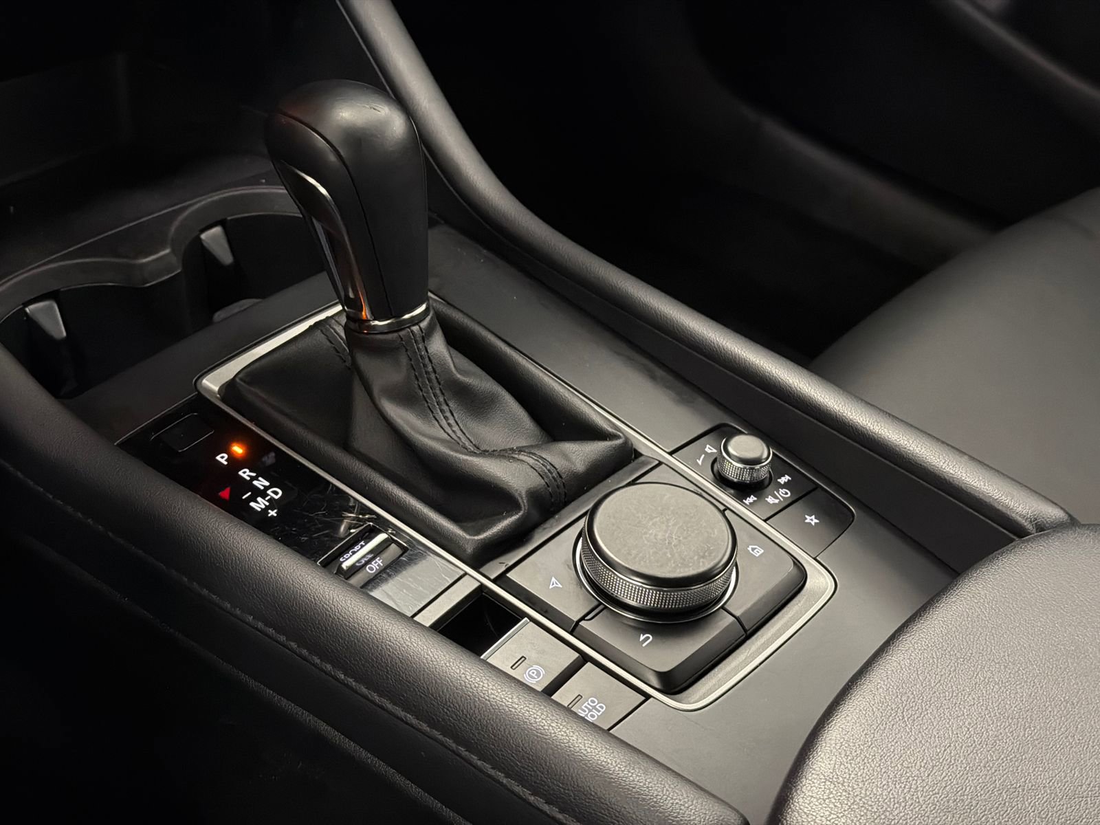 Used 2023 MAZDA MAZDA3 s image 25