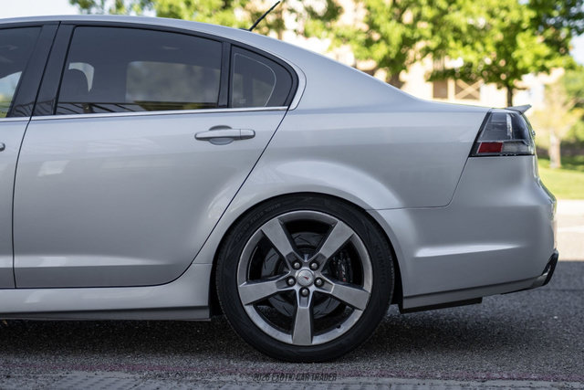 Used 2009 Pontiac G8 GXP RWD image 5