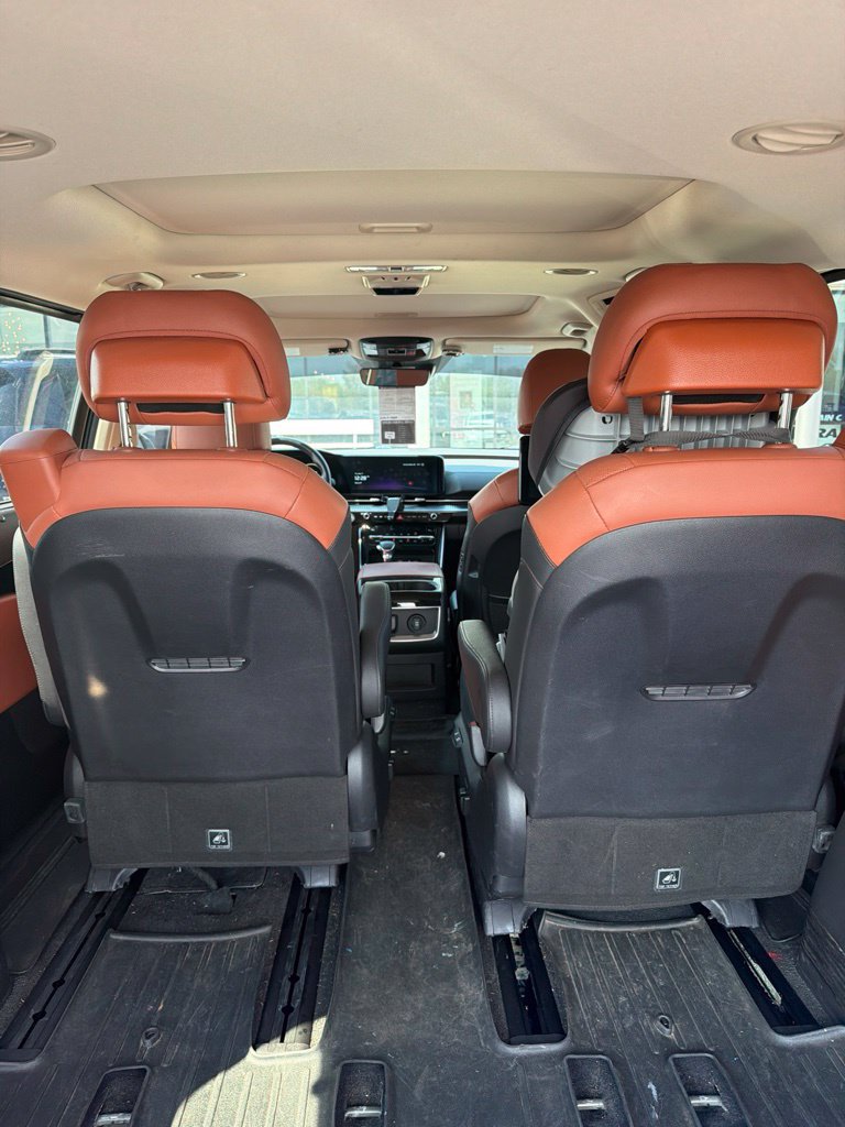 Certified 2024 Kia Carnival SX Prestige FWD image 25