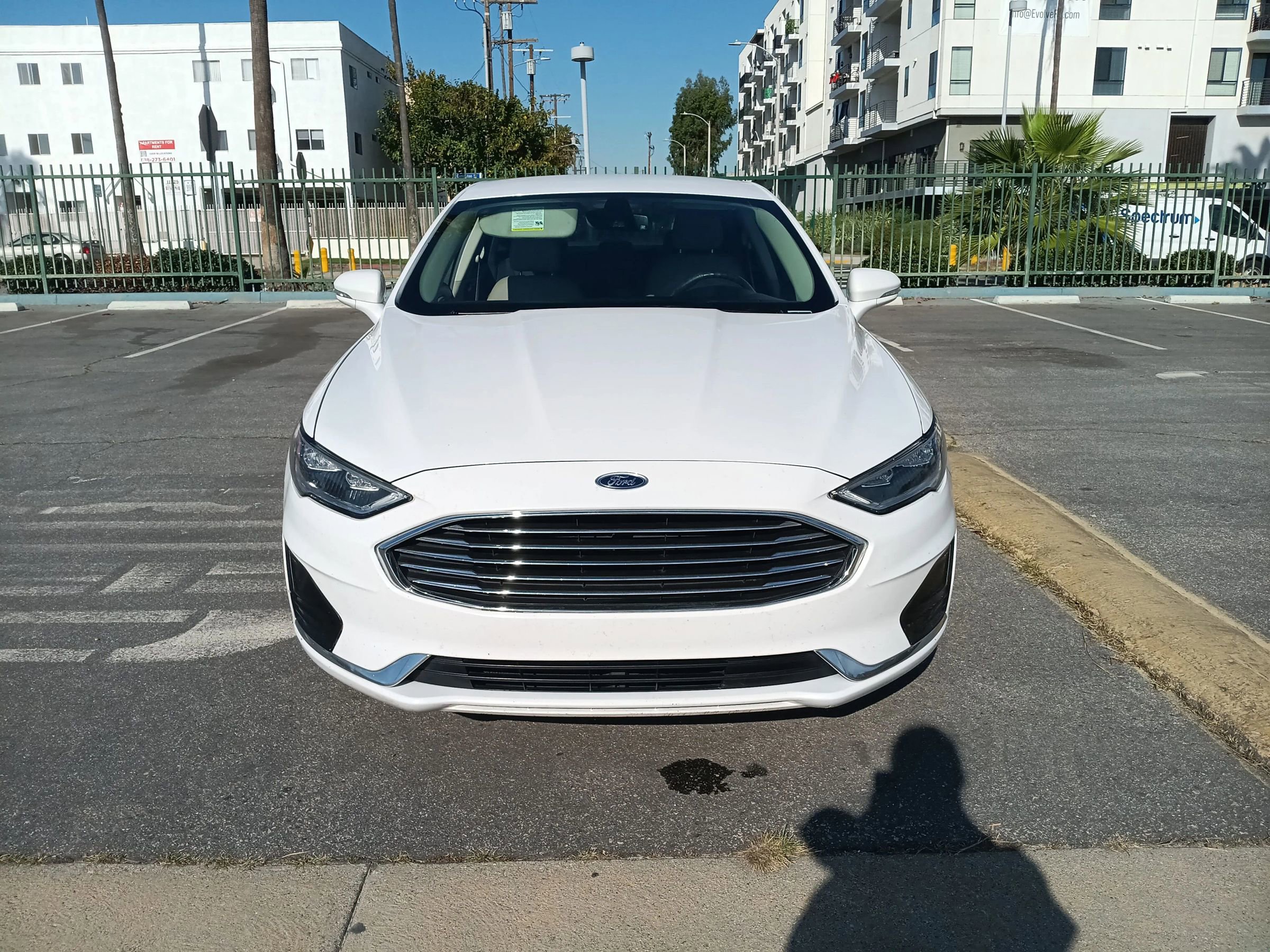 Used 2019 Ford Fusion SEL image 2