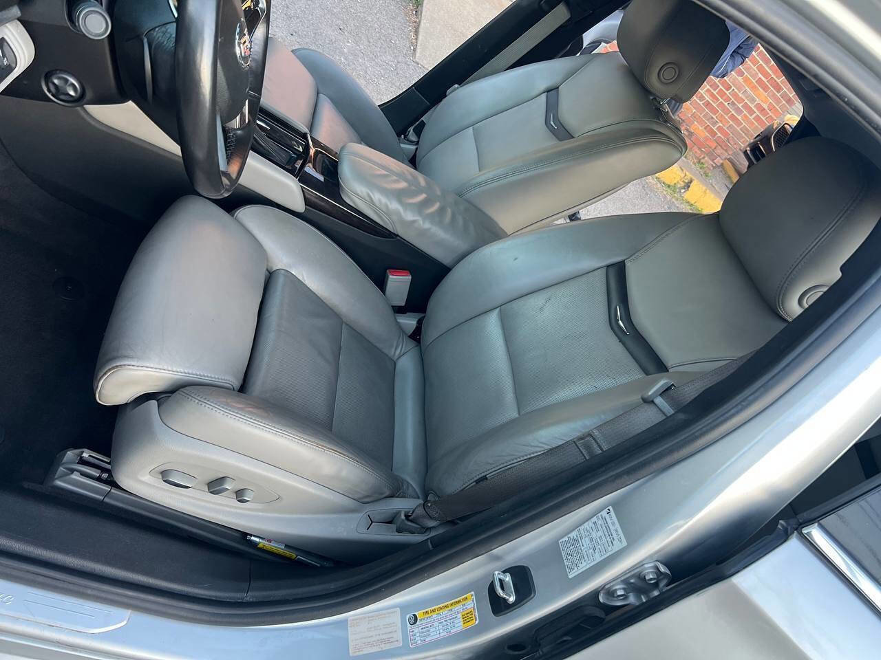 Used 2013 Cadillac XTS Premium AWD/4WD image 11