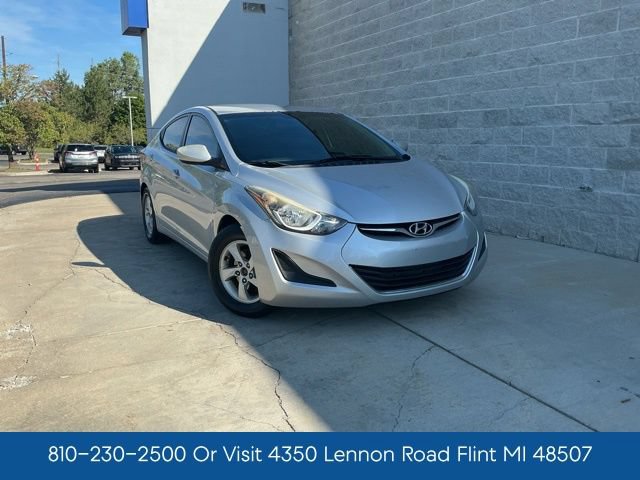 Used 2015 Hyundai Elantra SE FWD image 1
