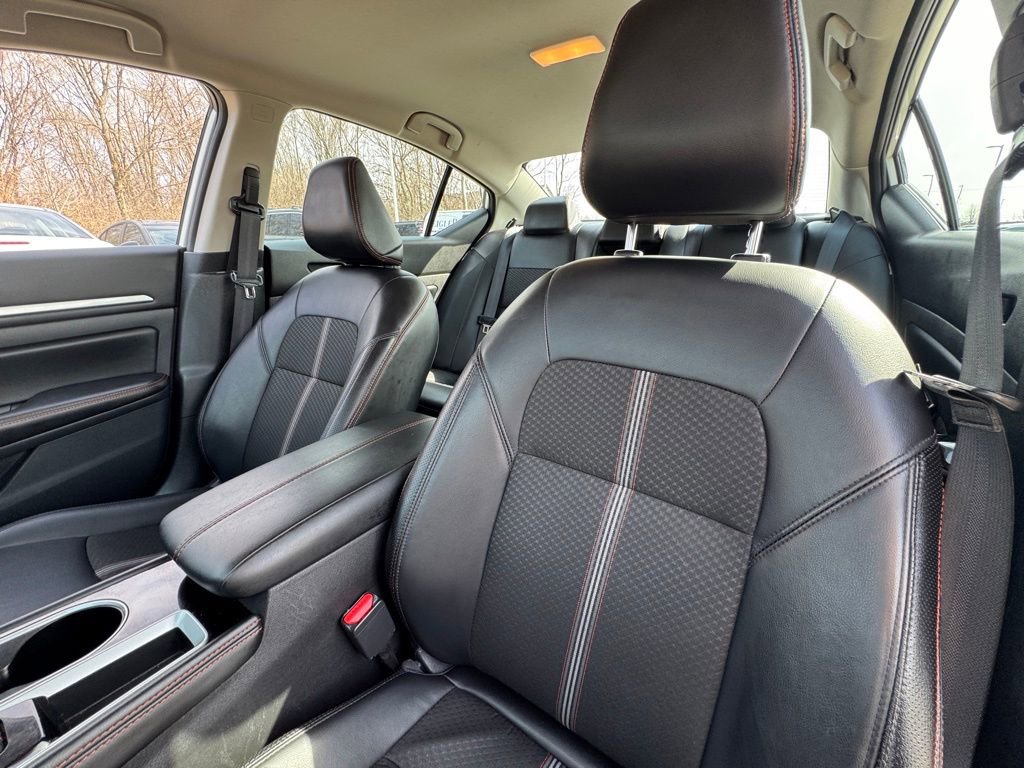 Certified 2024 Nissan Altima 2.5 SR FWD image 21