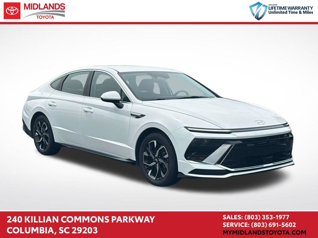 Used 2025 Hyundai Sonata SEL FWD image 1