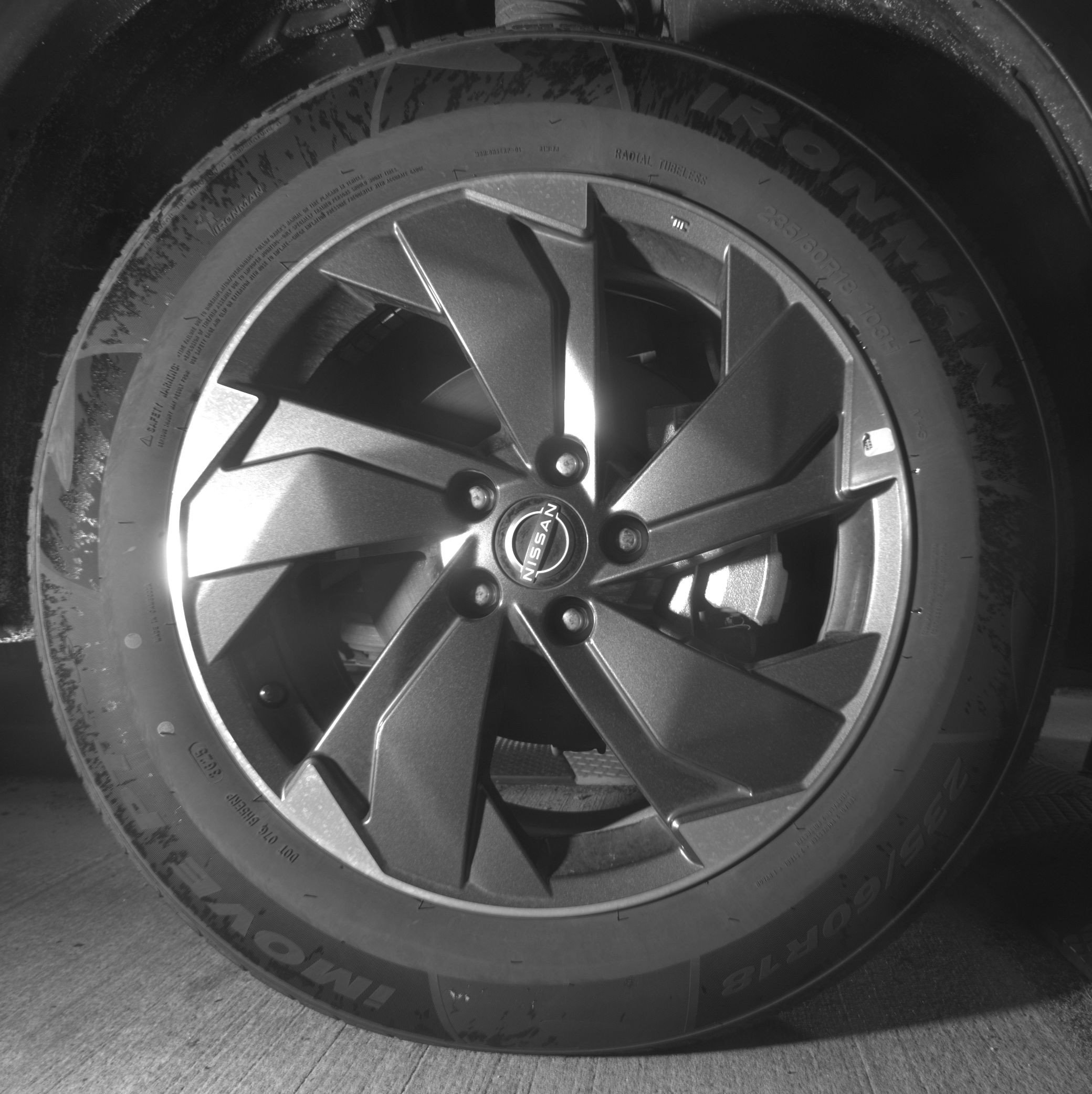 Used 2025 Nissan Rogue SV AWD/4WD image 13