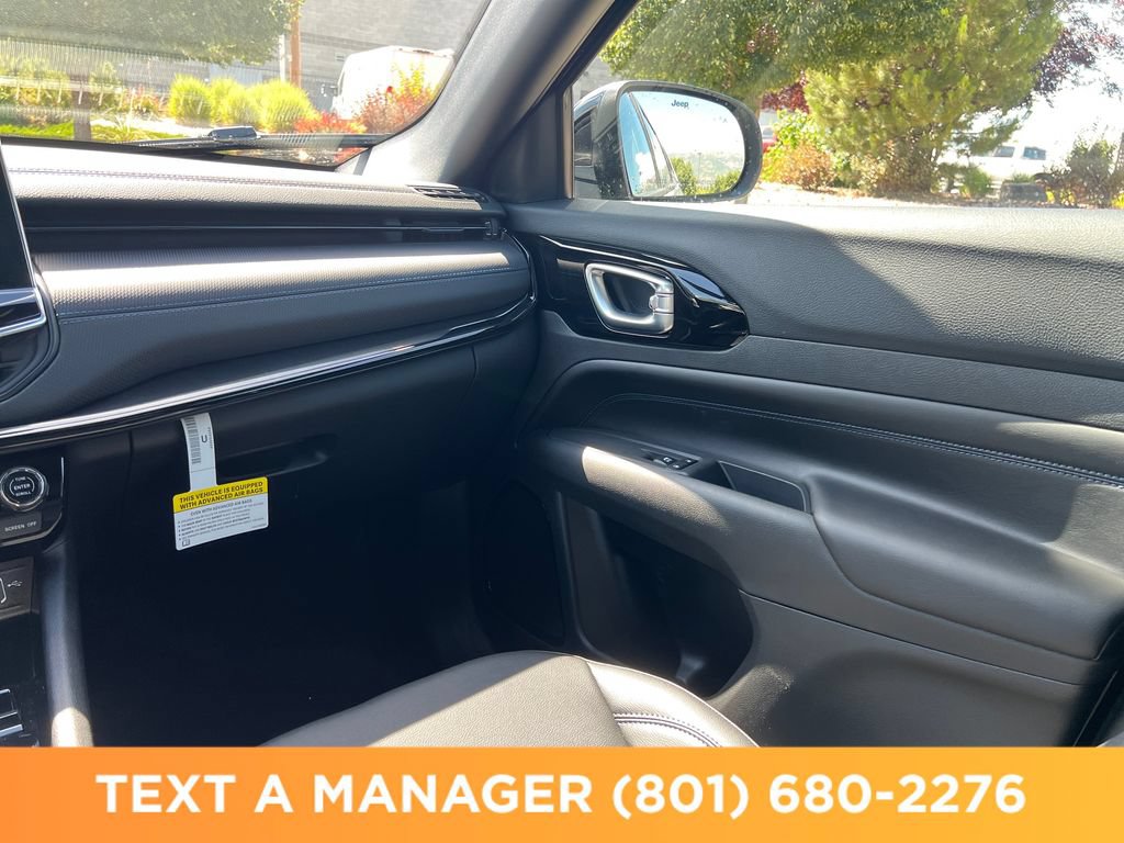 New 2026 Jeep Compass Latitude AWD/4WD image 28