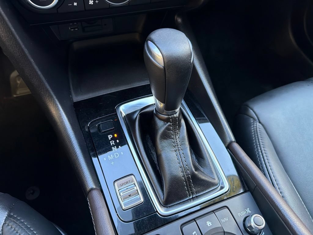 Used 2018 MAZDA MAZDA3 Touring FWD image 20
