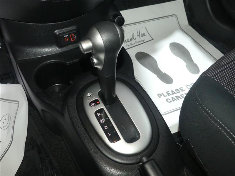 Used 2019 Nissan Versa SV FWD image 39