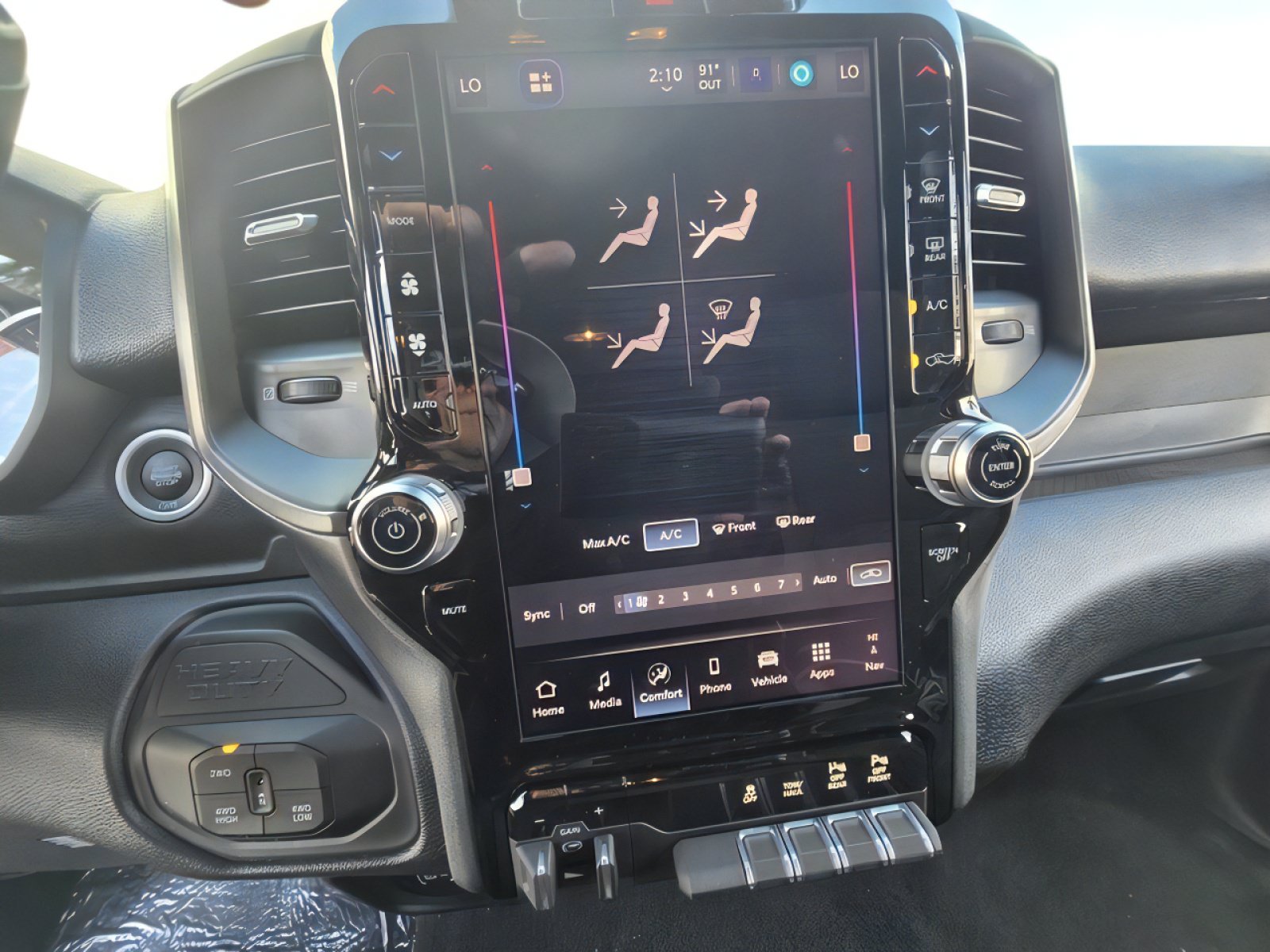 New 2026 RAM 2500 Tradesman AWD/4WD image 12