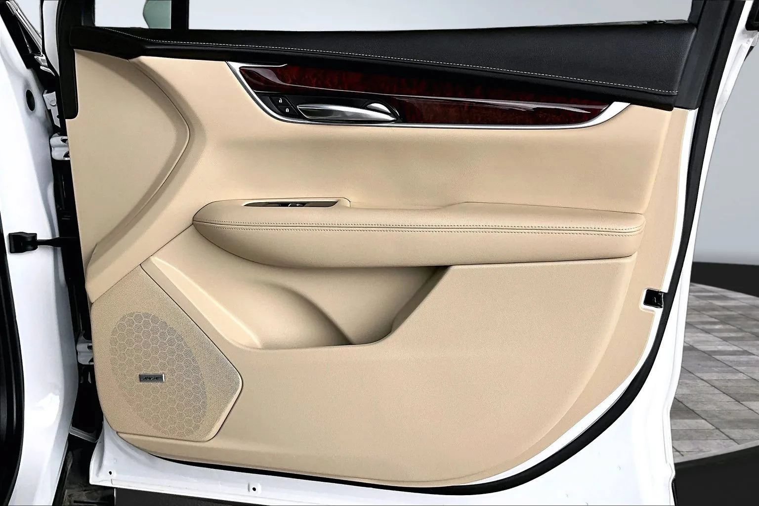 Used 2019 Cadillac XT5 Luxury FWD image 25