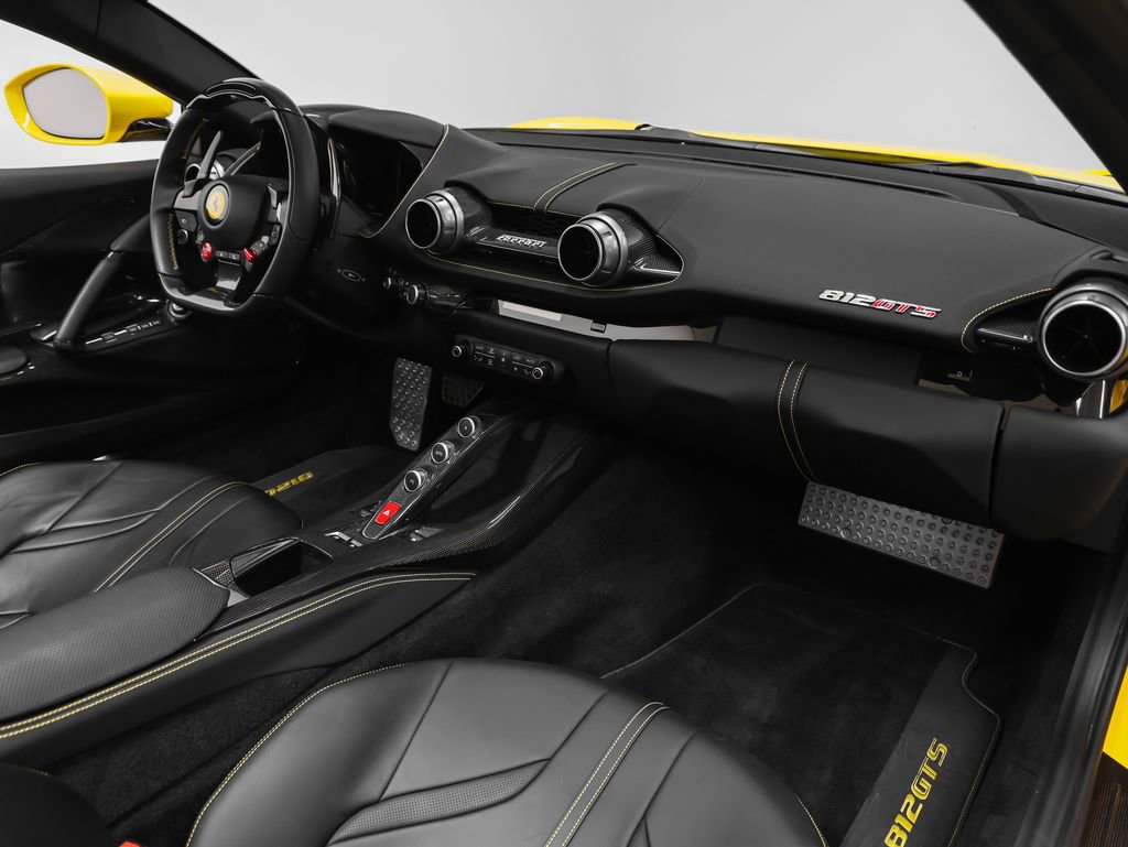 Certified 2021 Ferrari 812 GTS image 30