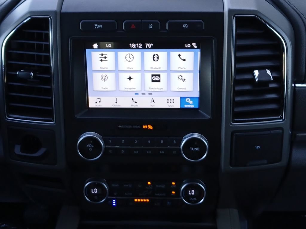 Used 2019 Ford Expedition XLT w/ Equipment Group 202A RWD image 8