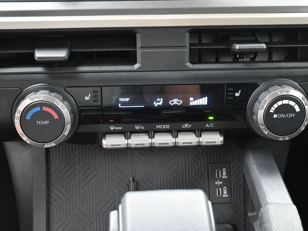 Certified 2024 Toyota Tacoma SR5 AWD/4WD image 23