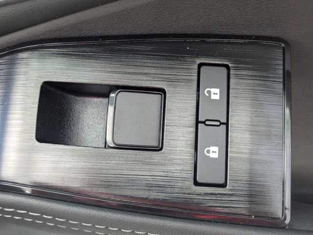 New 2026 Nissan Rogue SV image 33