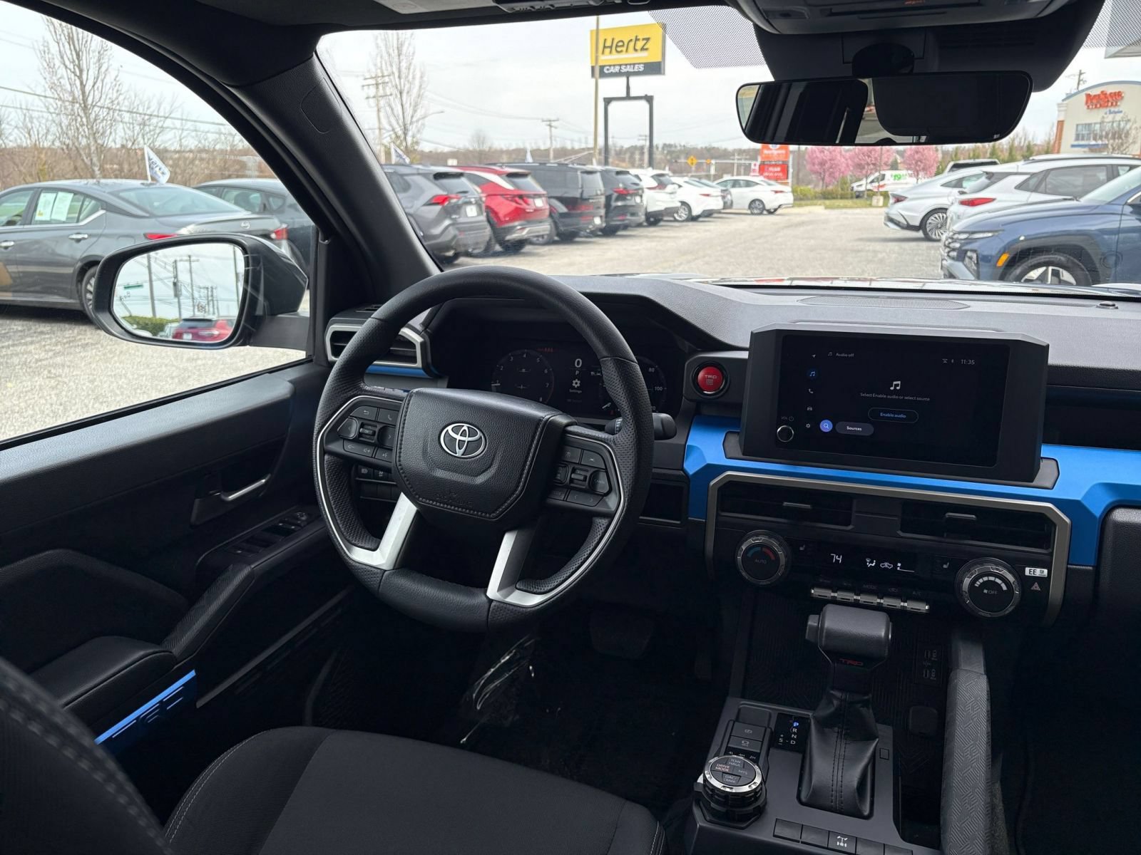 Used 2025 Toyota Tacoma TRD Off-Road AWD/4WD image 29