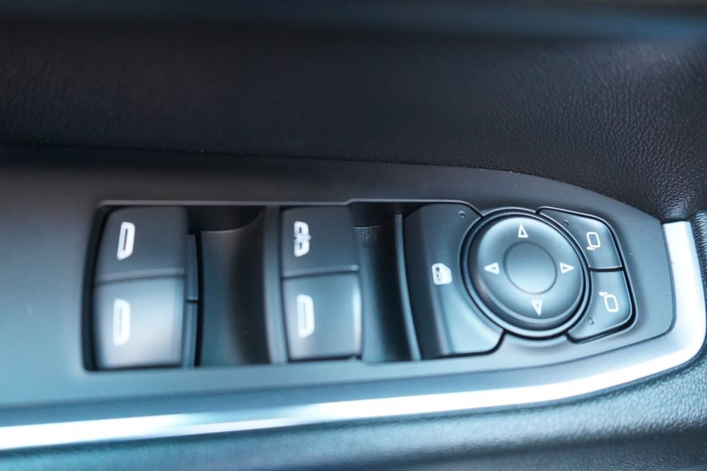 Used 2024 Chevrolet Silverado 2500 LT image 29