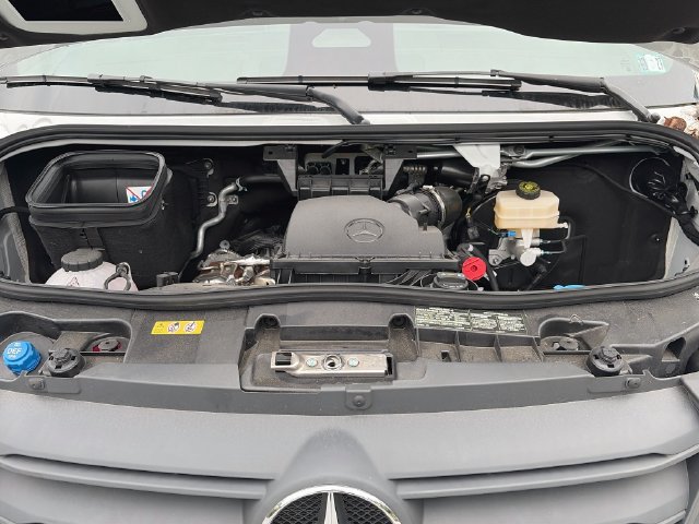 Certified 2025 Mercedes-Benz Sprinter 2500 image 28