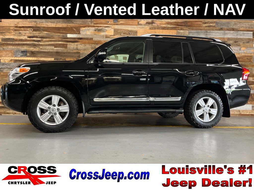 Used 2014 Toyota Land Cruiser AWD/4WD image 1