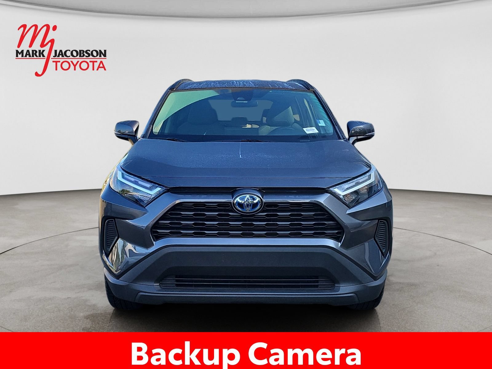 Used 2022 Toyota RAV4 XLE AWD/4WD image 3