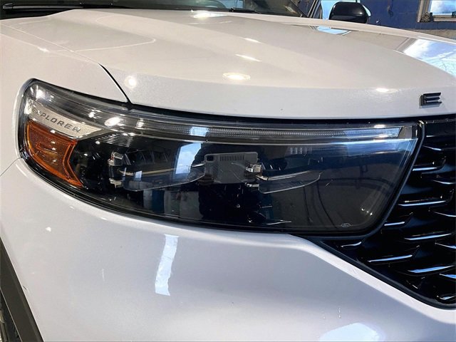 Used 2023 Ford Explorer ST-Line w/ Class IV Trailer Tow Package image 32